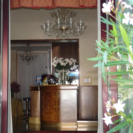 Altea 호텔 리도 디 예솔로